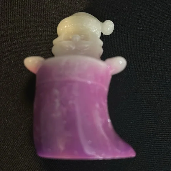 Adorable luminous resin Santa with an open stocking - Picture 4 of 7